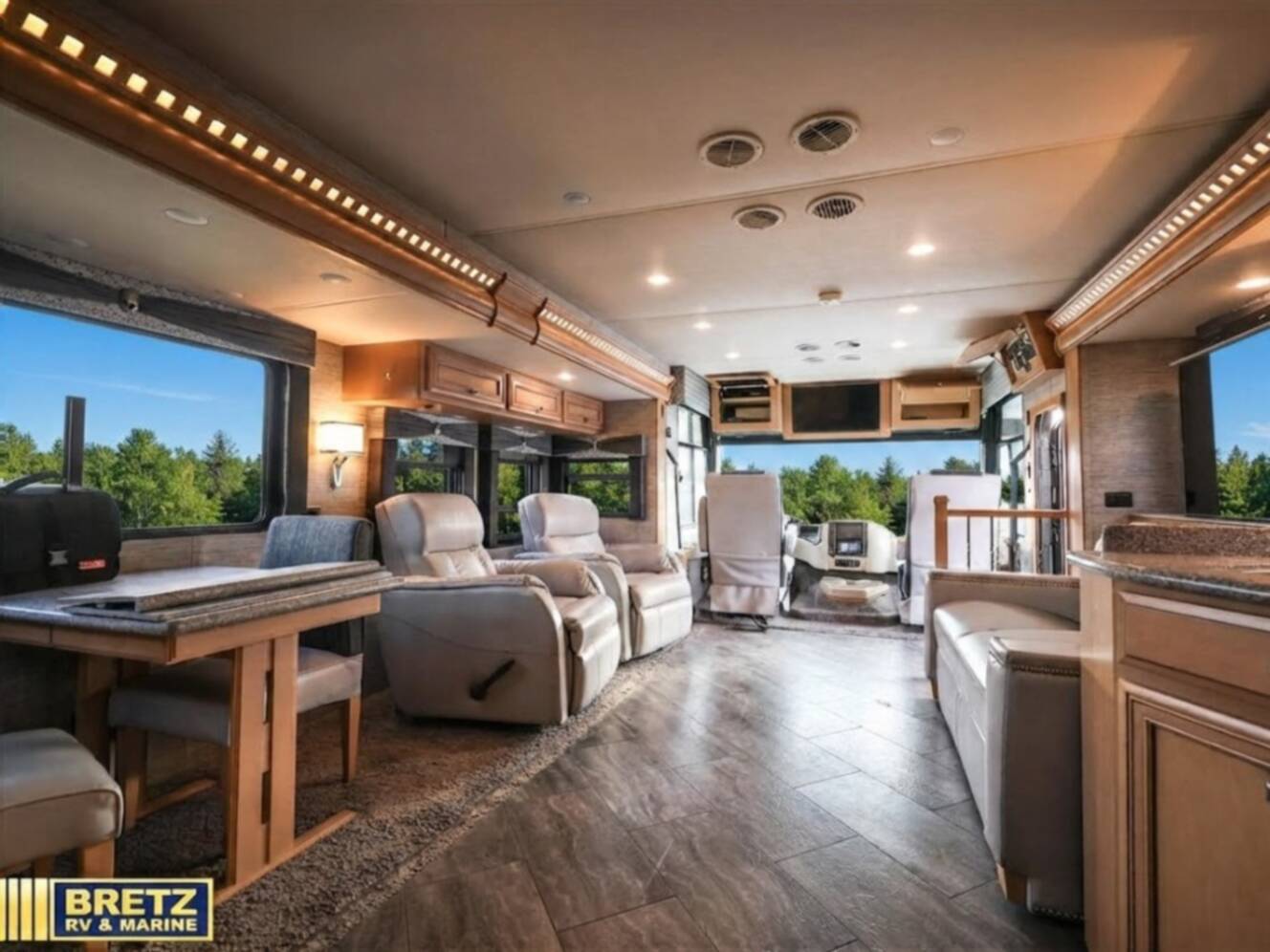 A photo of this 2019 Newmar Bay Star 3626
