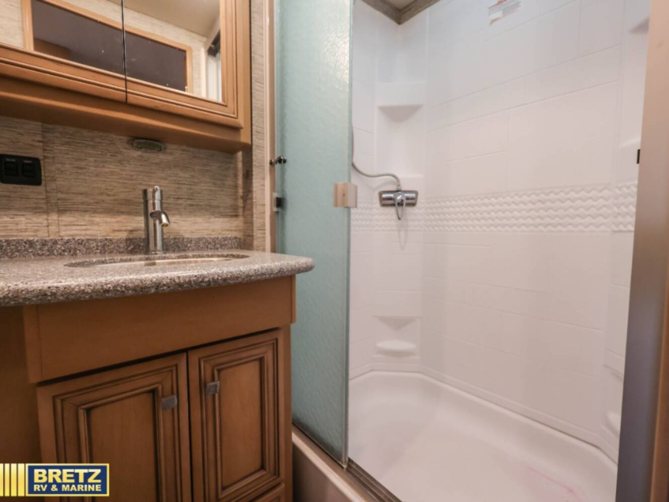 A photo of this 2019 Newmar Bay Star 3626