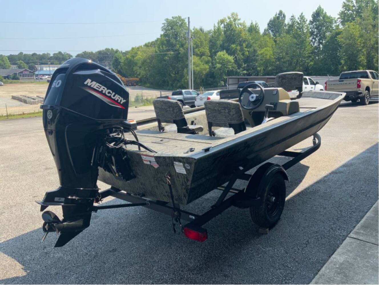 A photo of this 2027 Tracker Boats Grizzly® 1754 SC