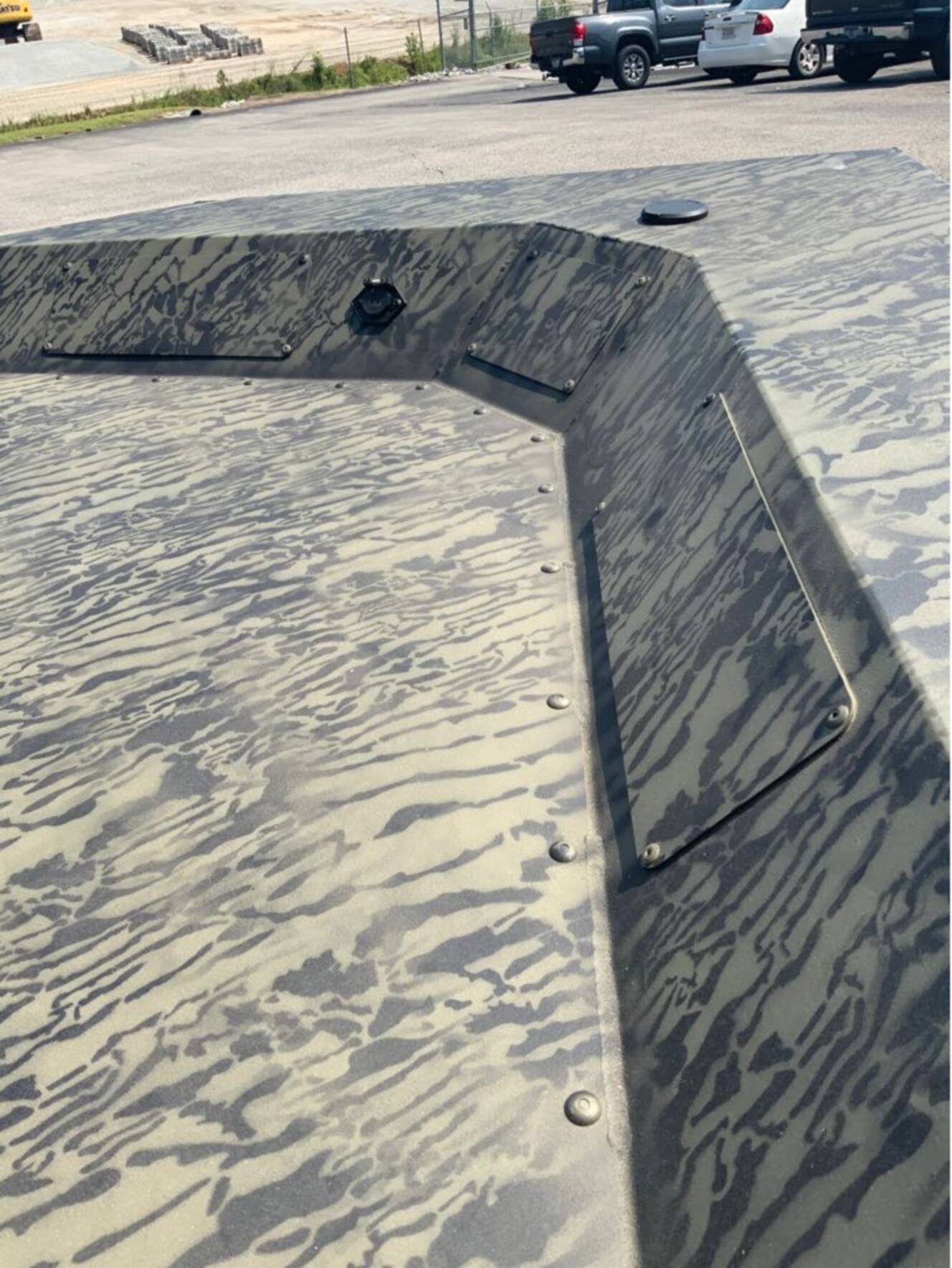 A photo of this 2027 Tracker Boats Grizzly® 1754 SC