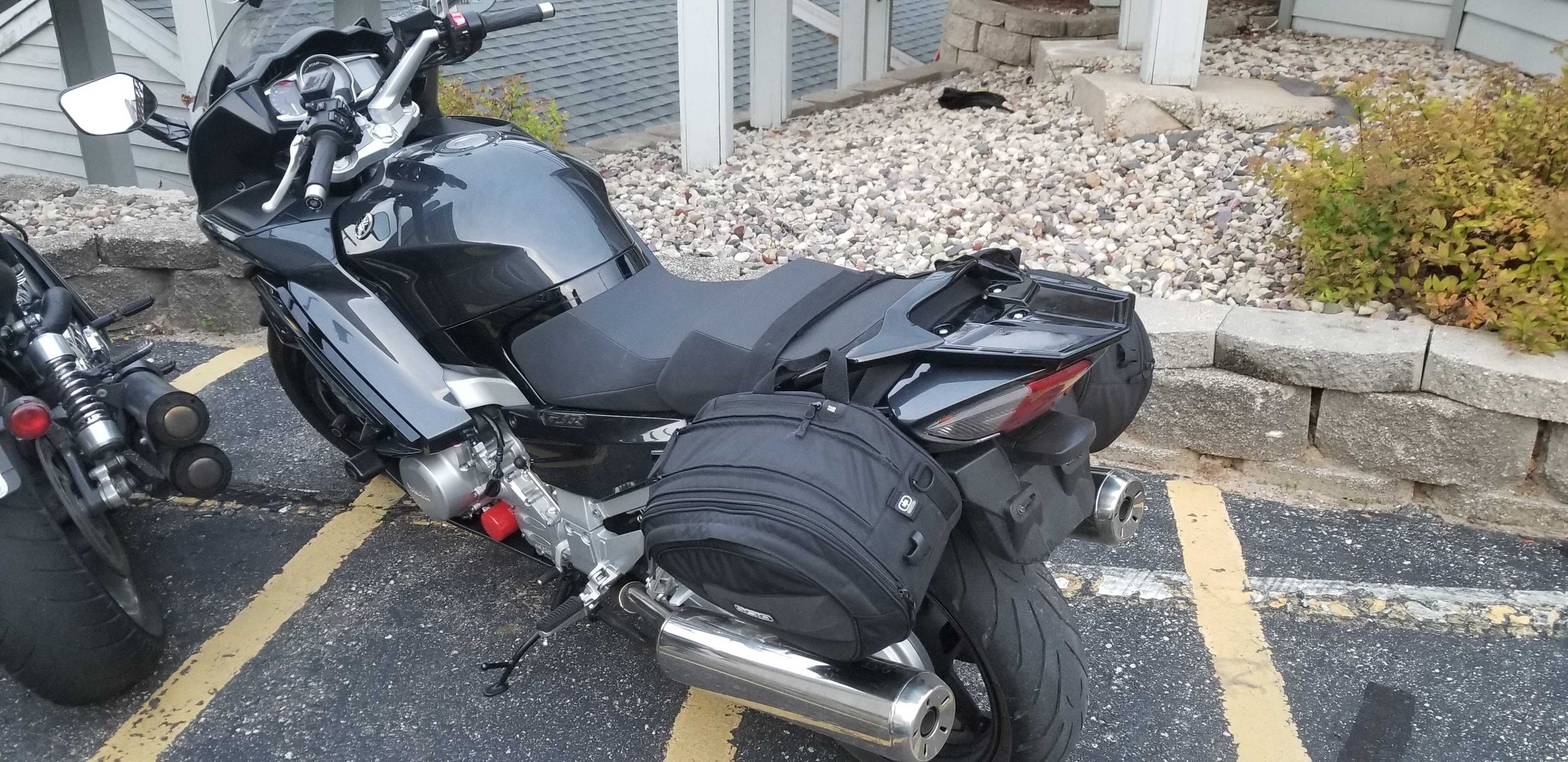 2016 Yamaha FJR 1300 ES 1300 ES in Prairie Du Sac, WI