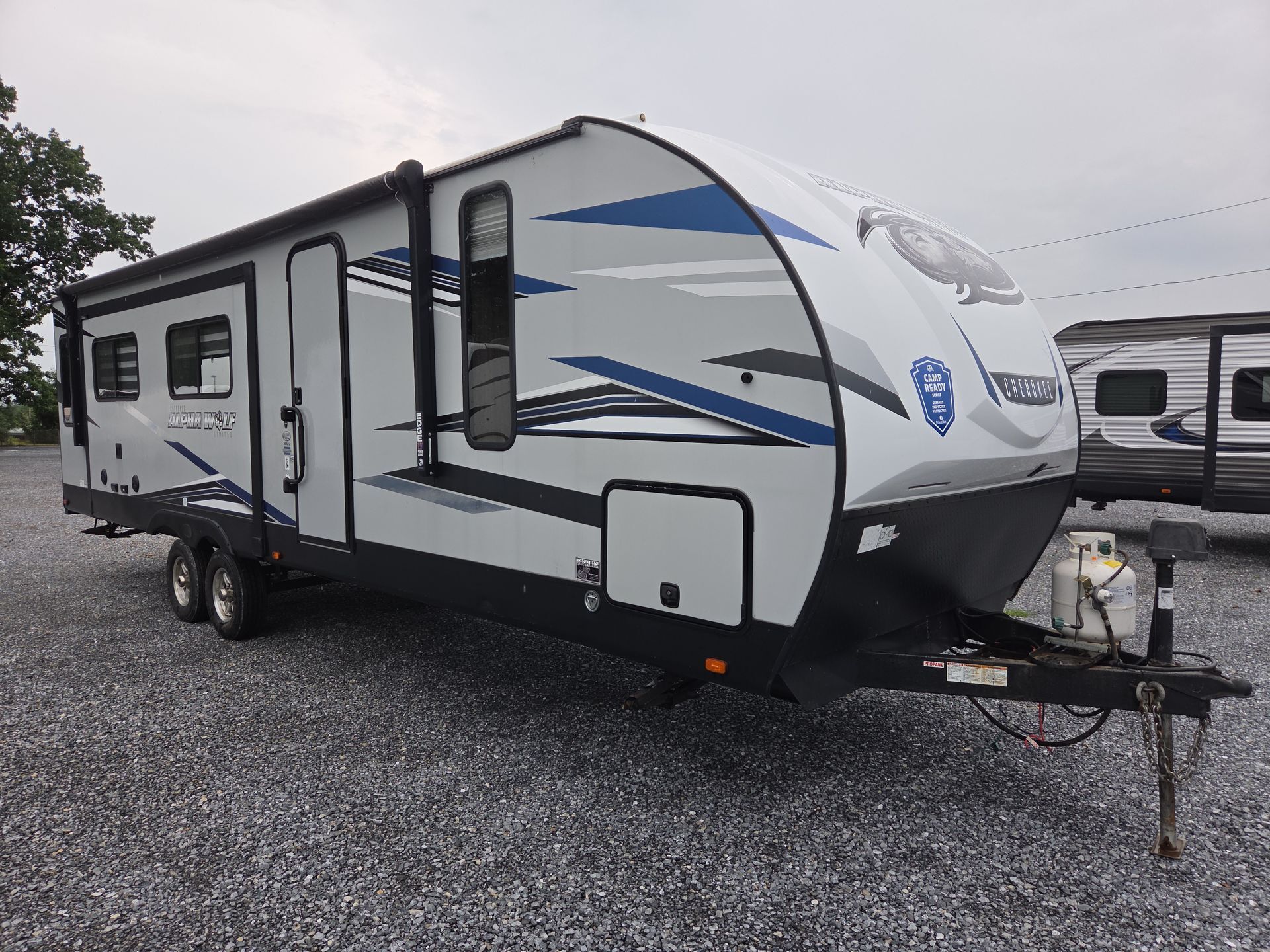 2021 Forest River Cherokee Alpha Wolf 26RL 26RL-L in manheim PA