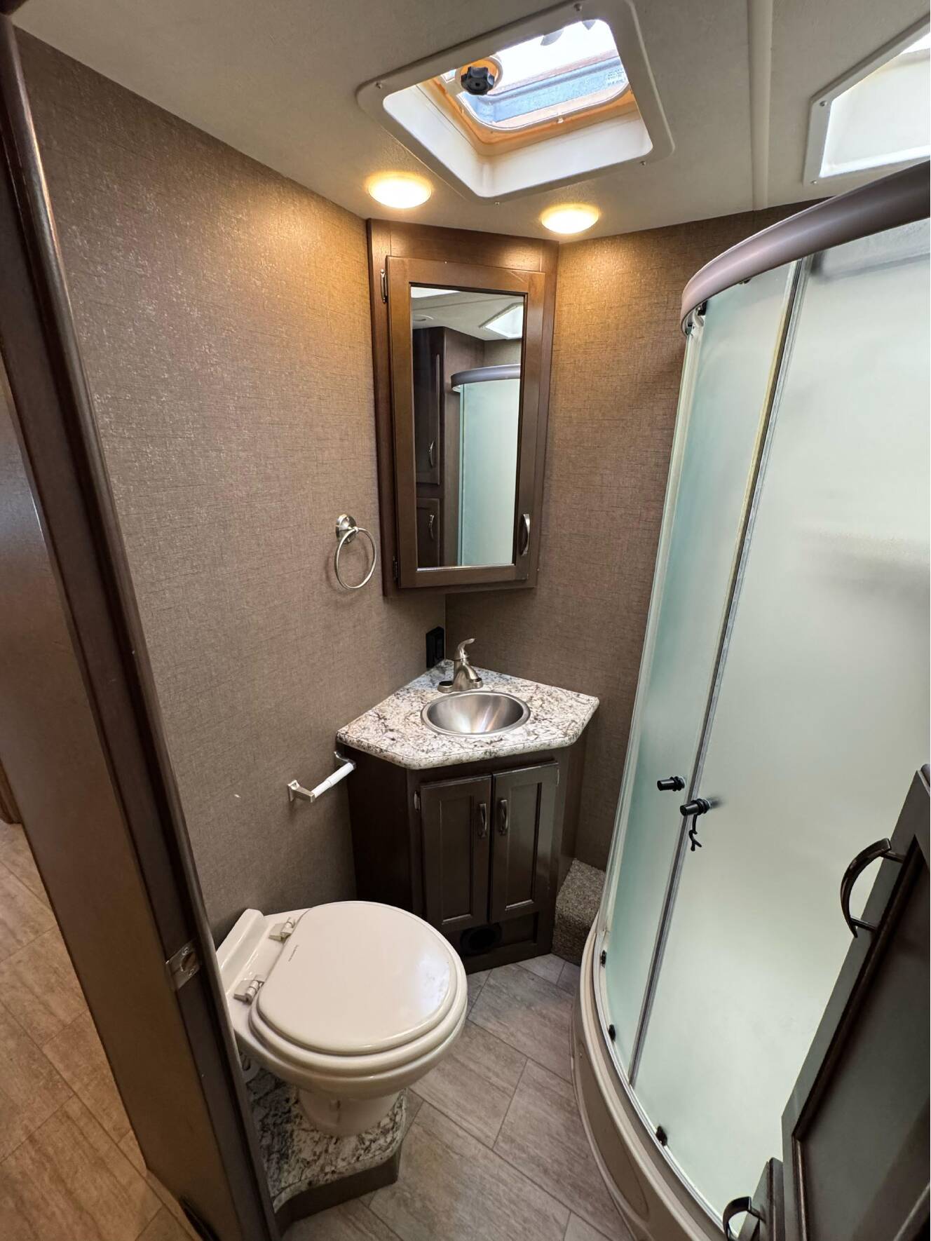 A photo of this 2019 Thor Motor Coach Freedom Traveler