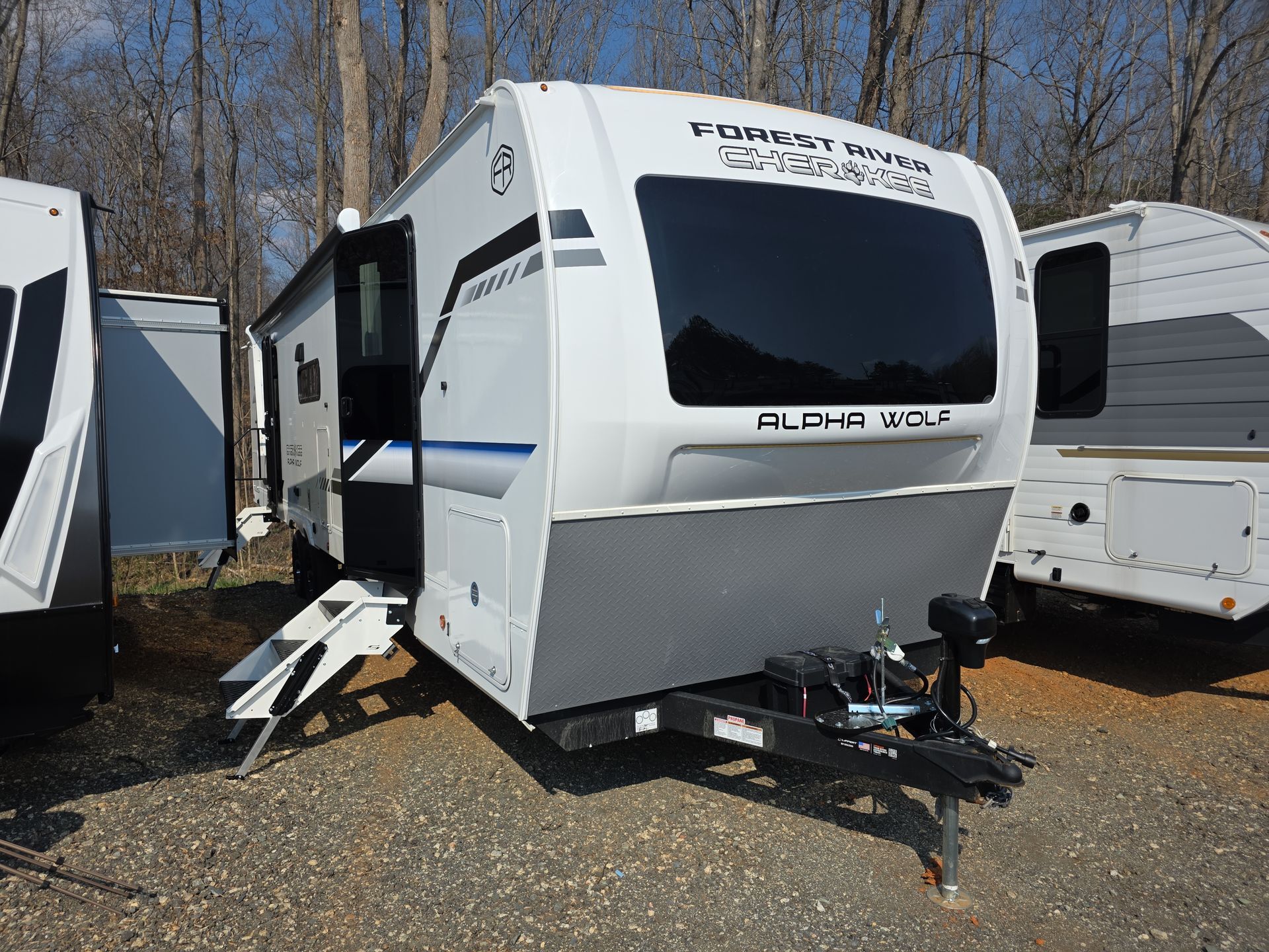 2026 Forest River Cherokee Alpha Wolf 29DCB in franklinville NC