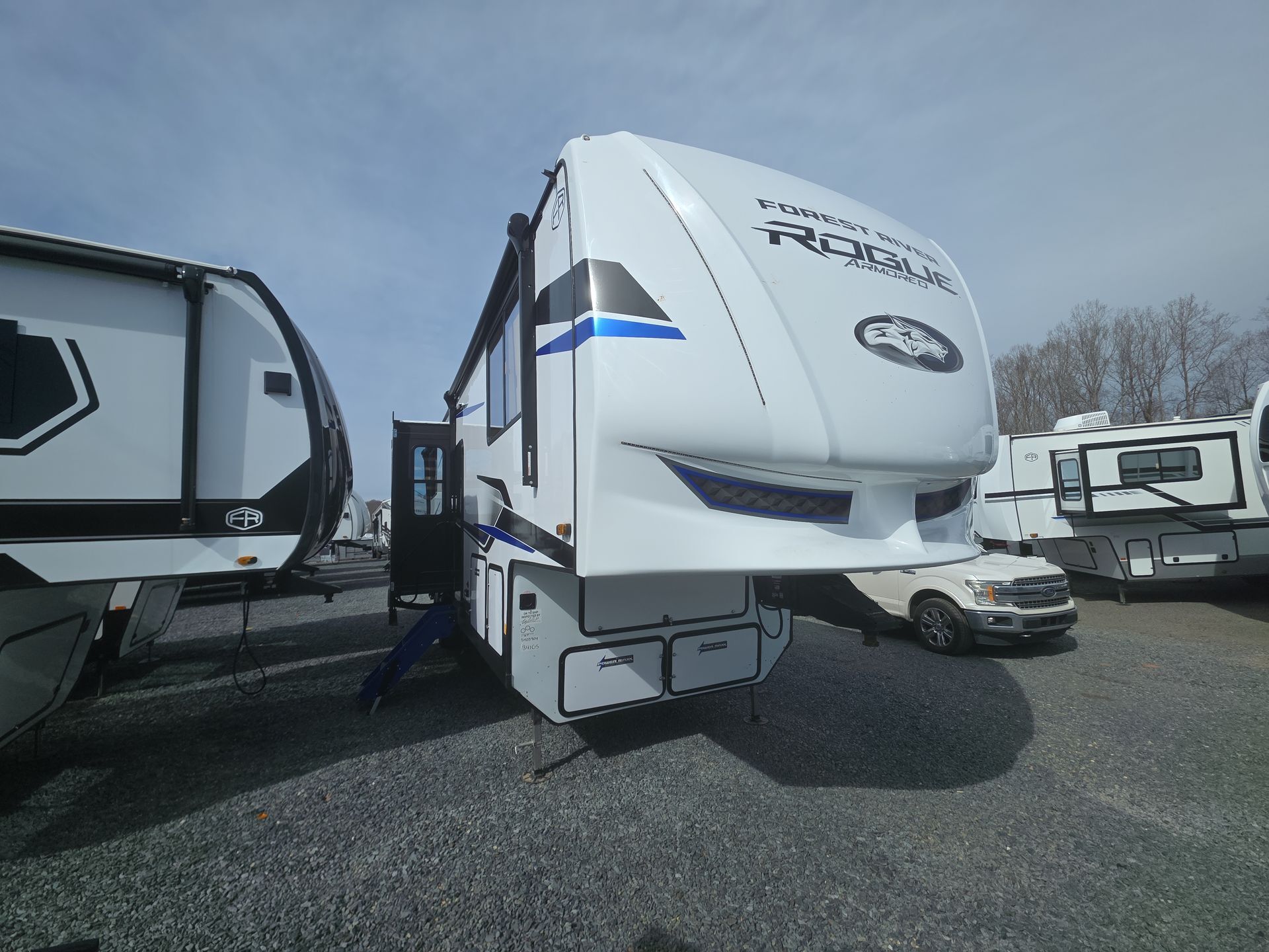 2026 Forest River Vengeance Rogue Armored 341GS11 in willow street PA