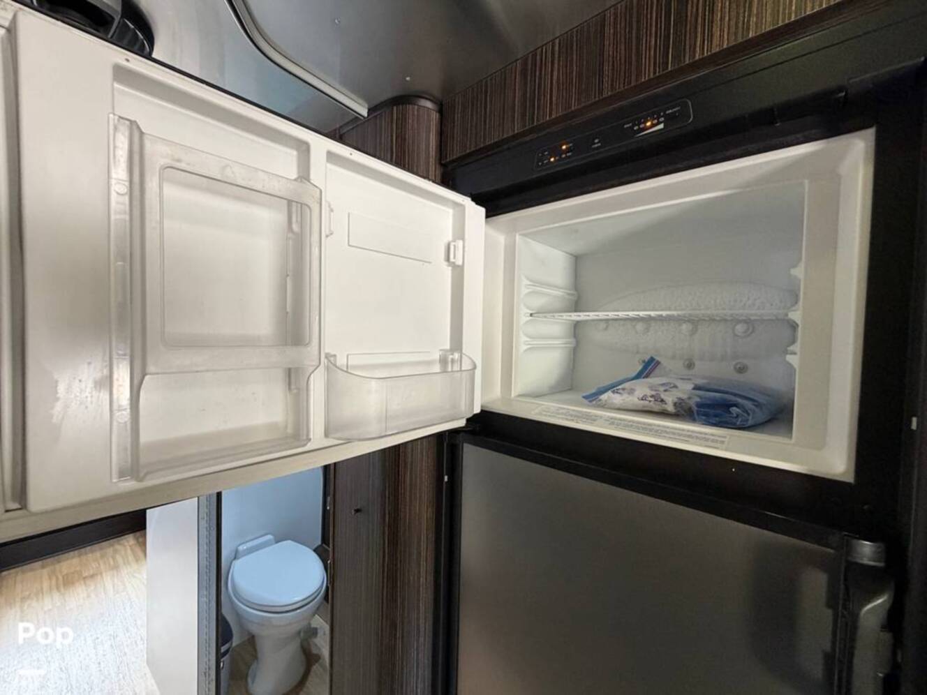 A photo of this 2016 Airstream International 30 Signature