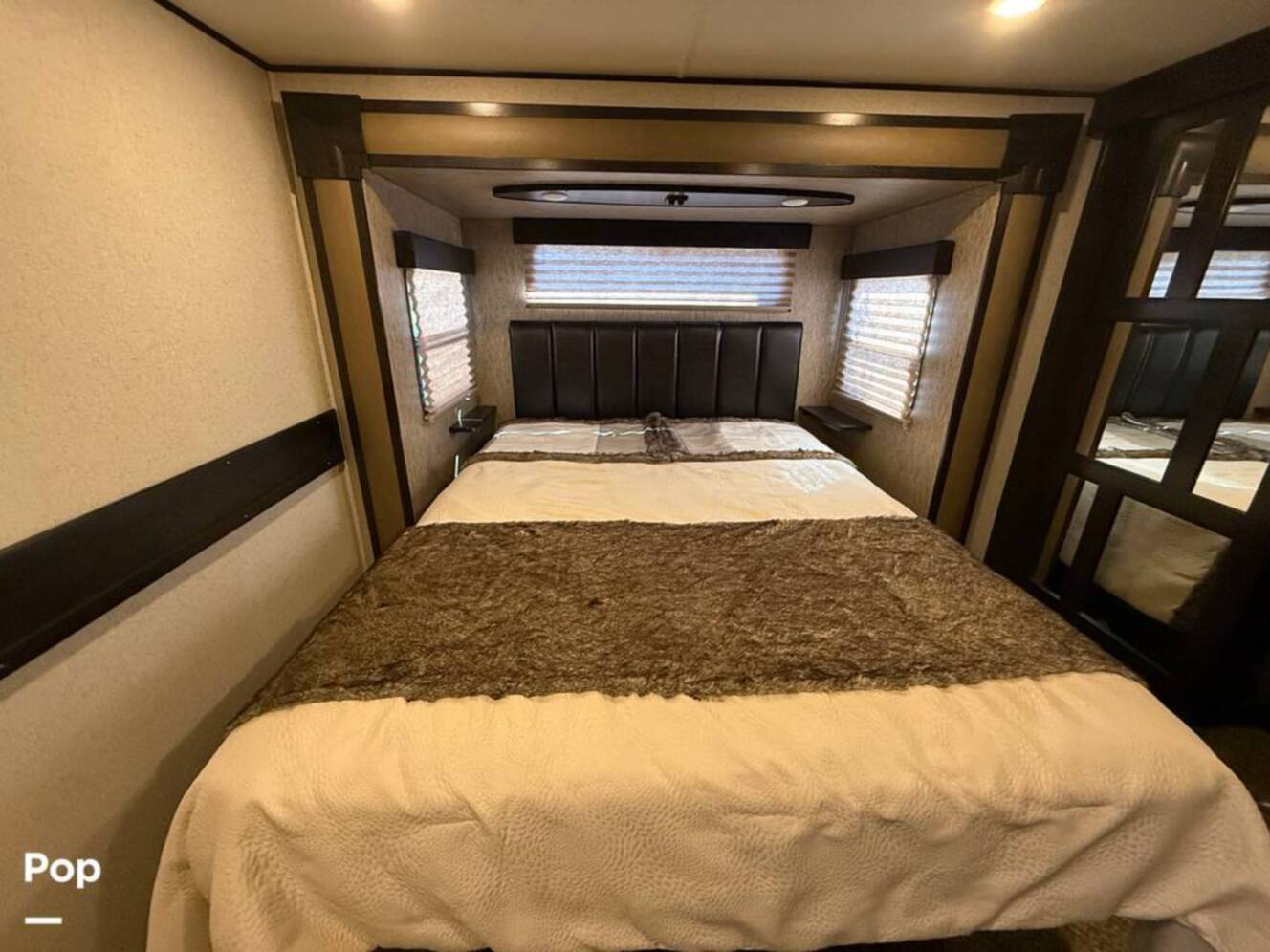 A photo of this 2016 Grand Design Momentum 385TH