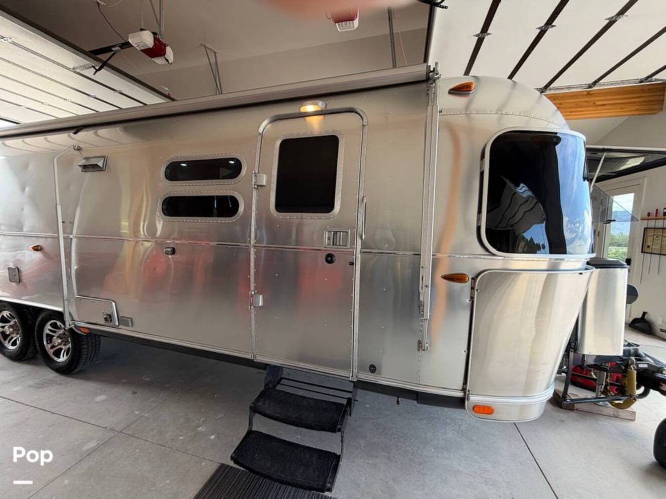 A photo of this 2016 Airstream International 30 Signature