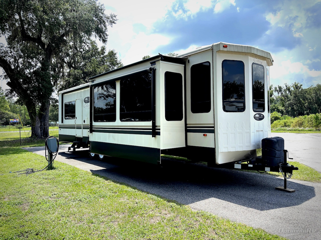 2019 Forest River Cedar Creek Cottage 40CCK in ocala FL