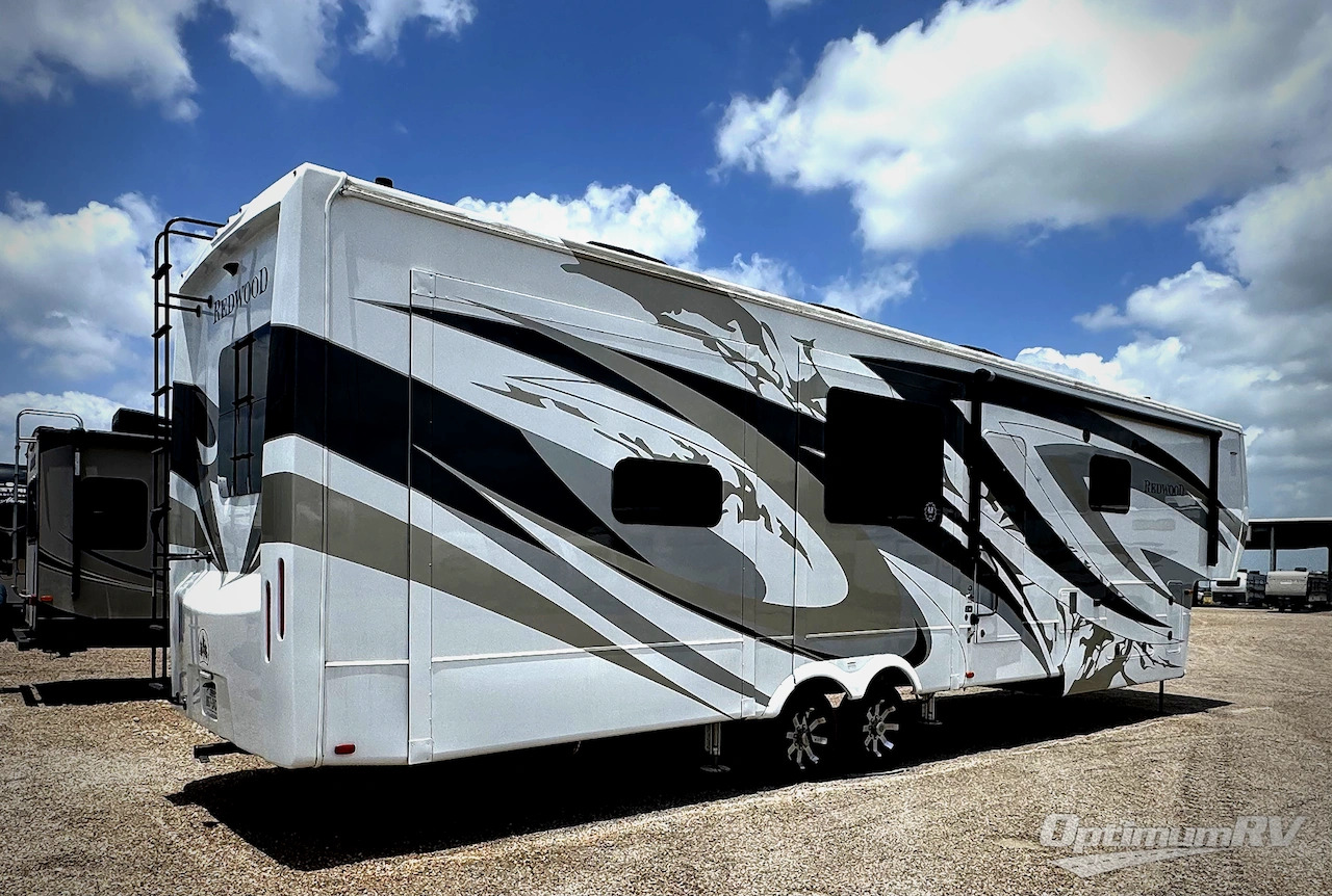 2021 Redwood Rv Redwood 4001LK in robstown TX