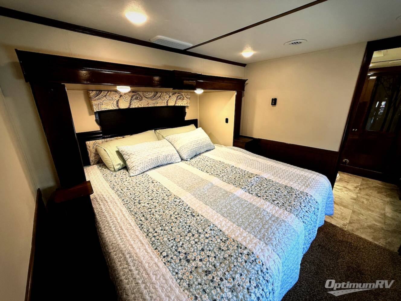 A photo of this 2018 Redwood Rv Redwood 3901WB