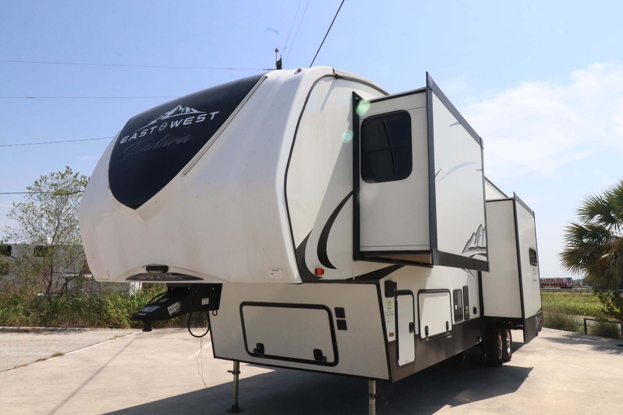 2022 East To West Tandara 375BH-OK in seguin TX
