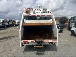 2016 FREIGHTLINER BUSINESS CLASS M2 106