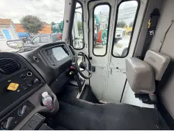 2016 FREIGHTLINER BUSINESS CLASS M2 106