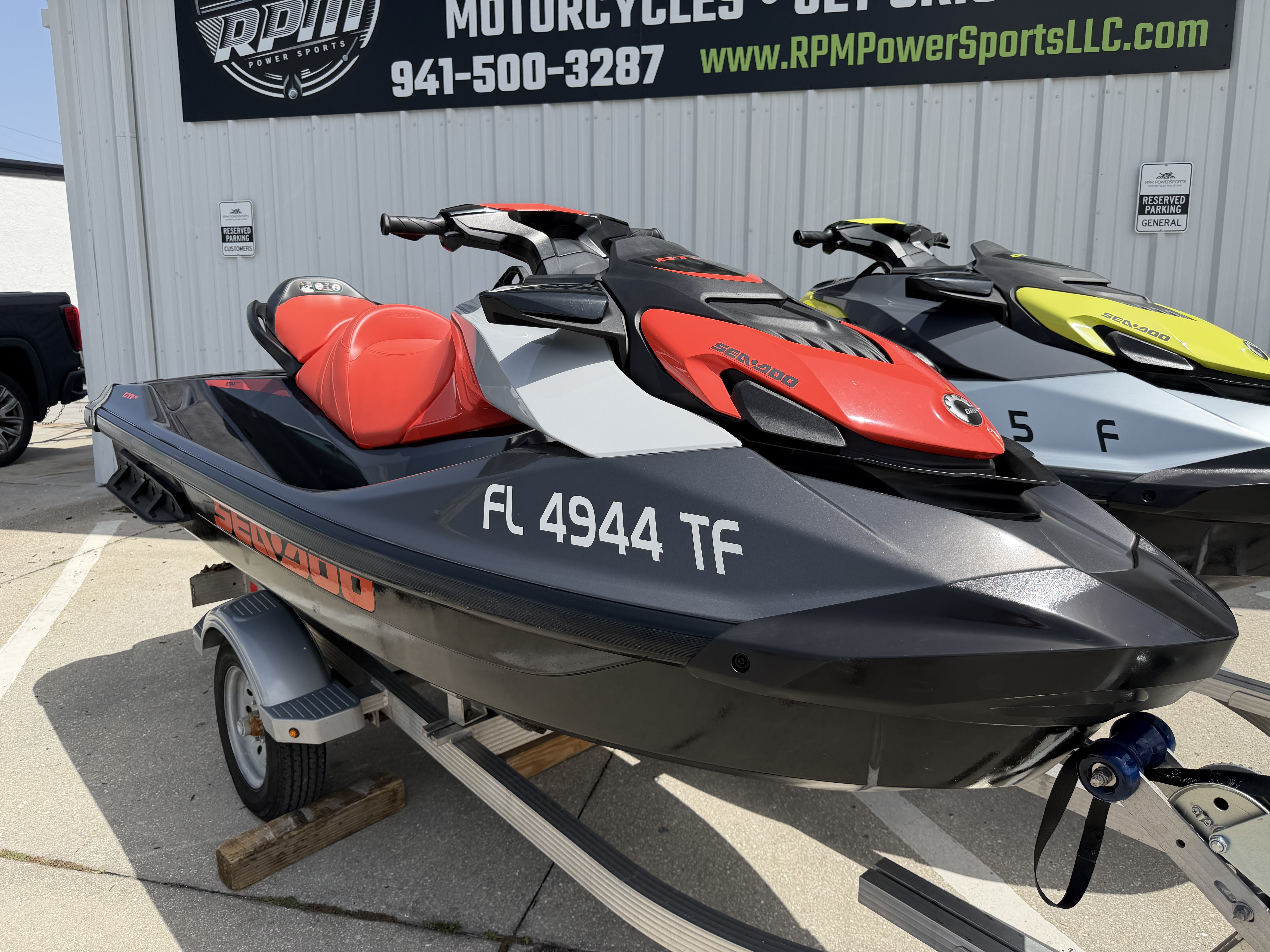 2022 Sea-Doo GTI 130 SE w/ Warranty and only 27 hours! Two Seater jet ski