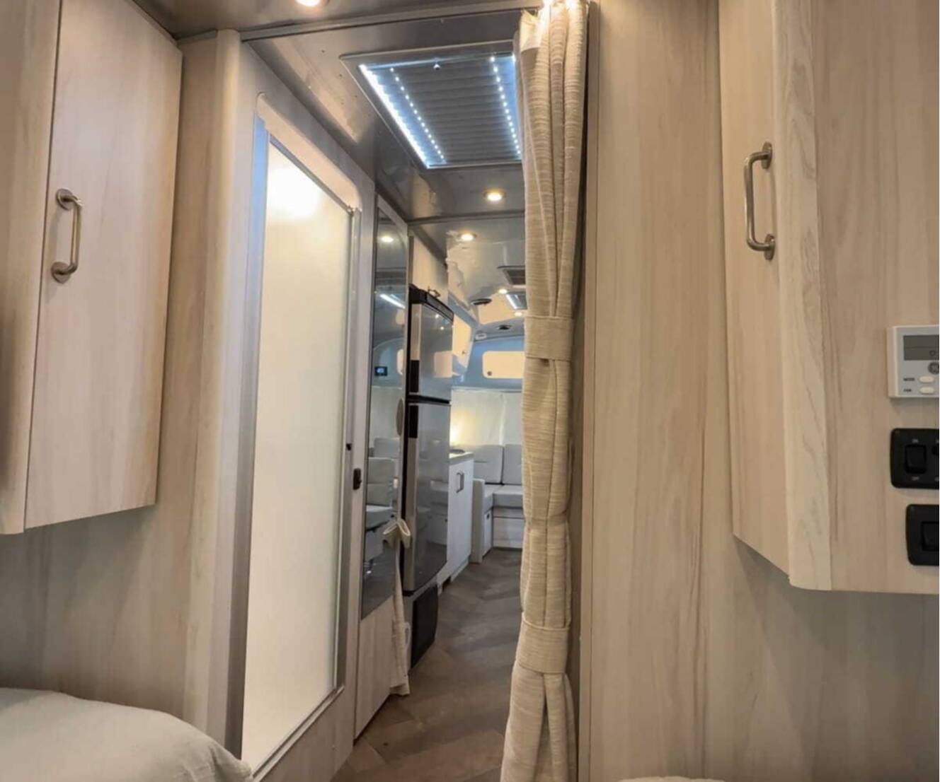 A photo of this 2024 Airstream International 28RB Twin