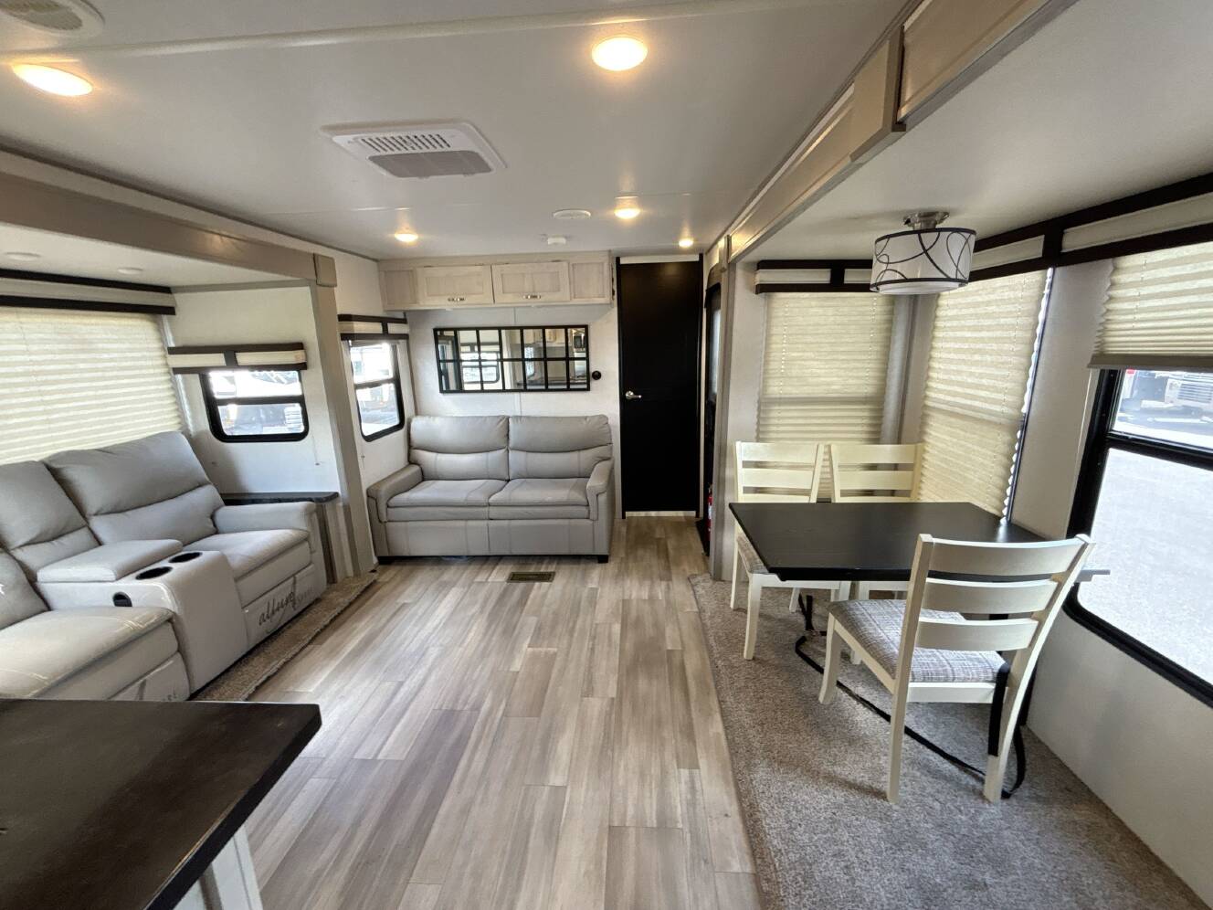 A photo of this 2023 Prime Time LACROSSE 3411RK