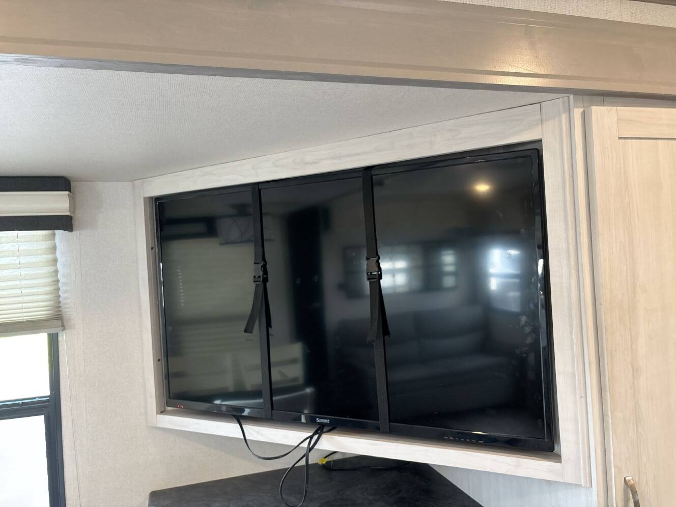 A photo of this 2023 Prime Time LACROSSE 3411RK