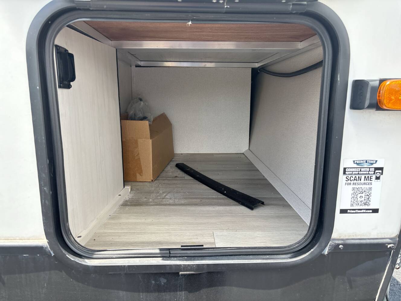 A photo of this 2023 Prime Time LACROSSE 3411RK