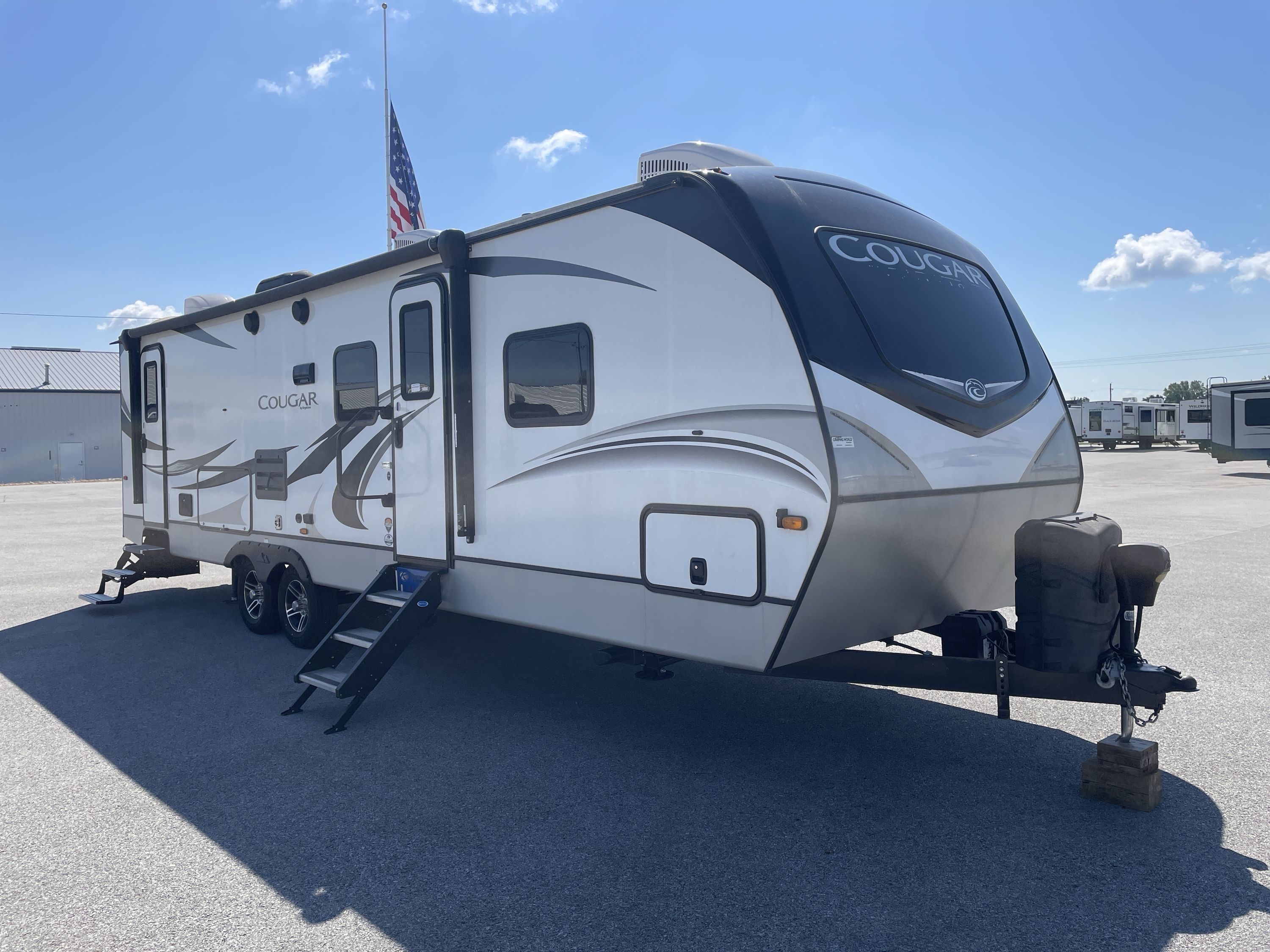 2020 Keystone COUGAR 29BHS in davenport IA