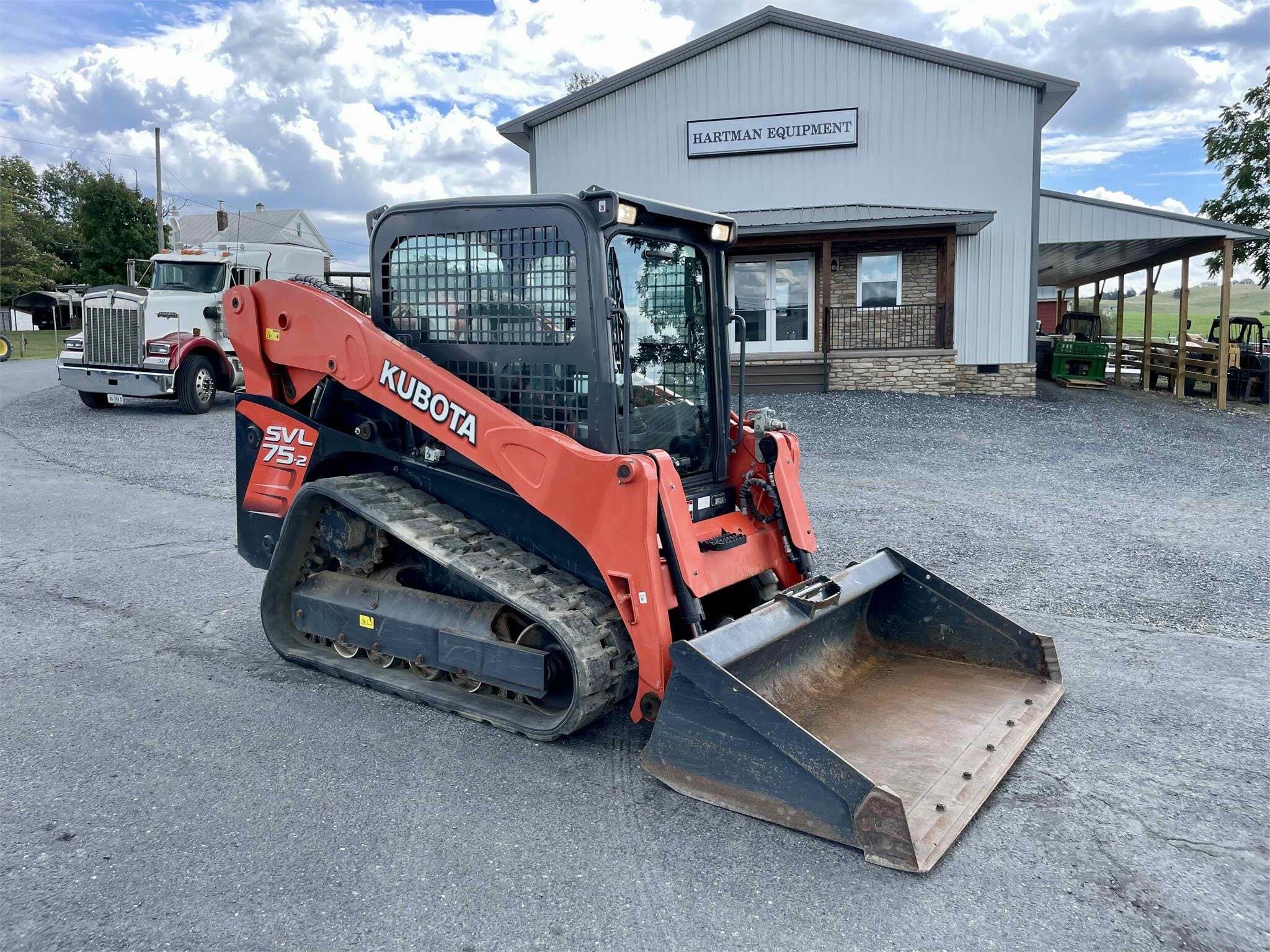 2015 KUBOTA SVL75-2 in Linville, VA