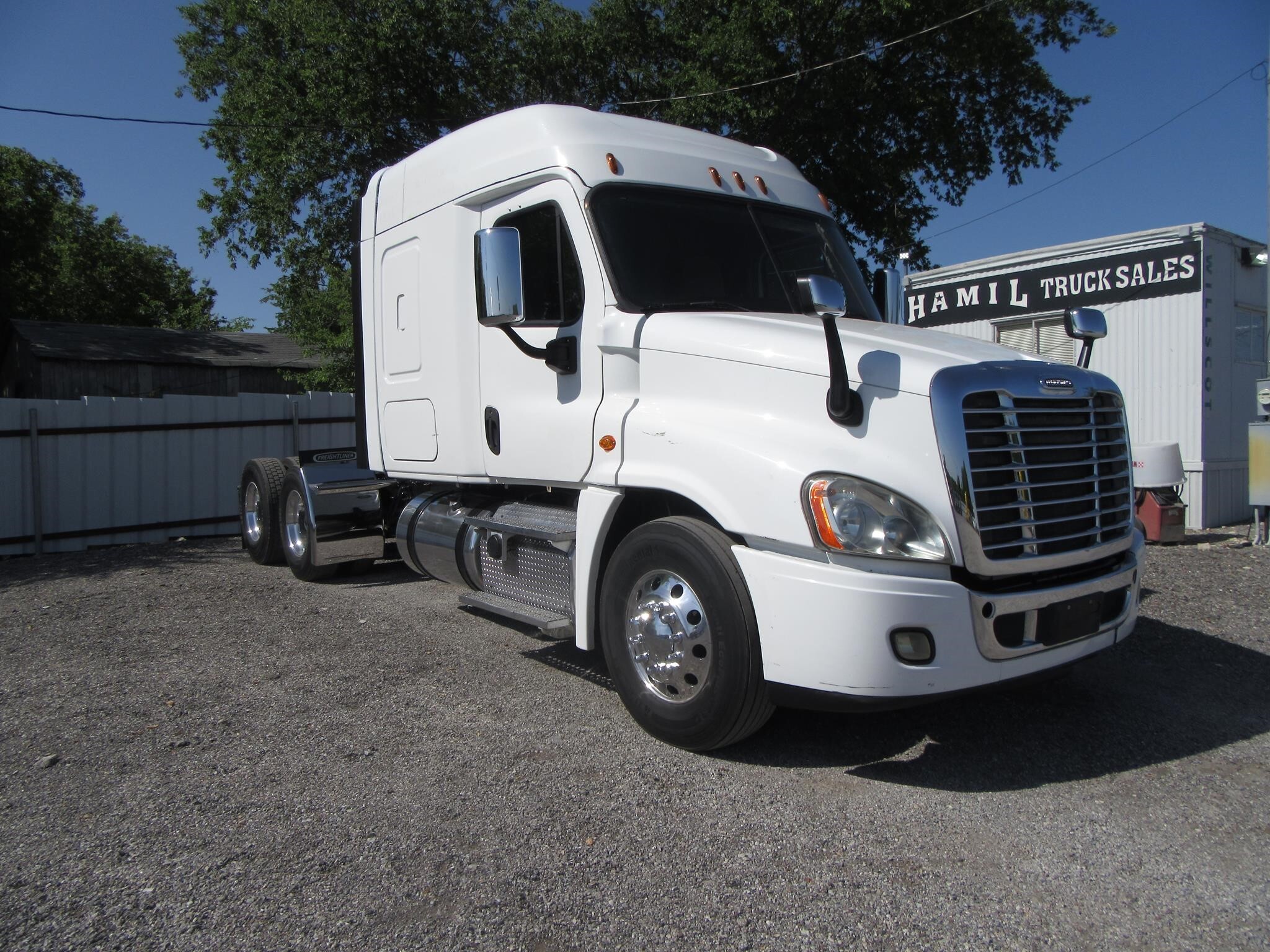 2017 FREIGHTLINER CASCADIA 125 in Fort Worth, TX