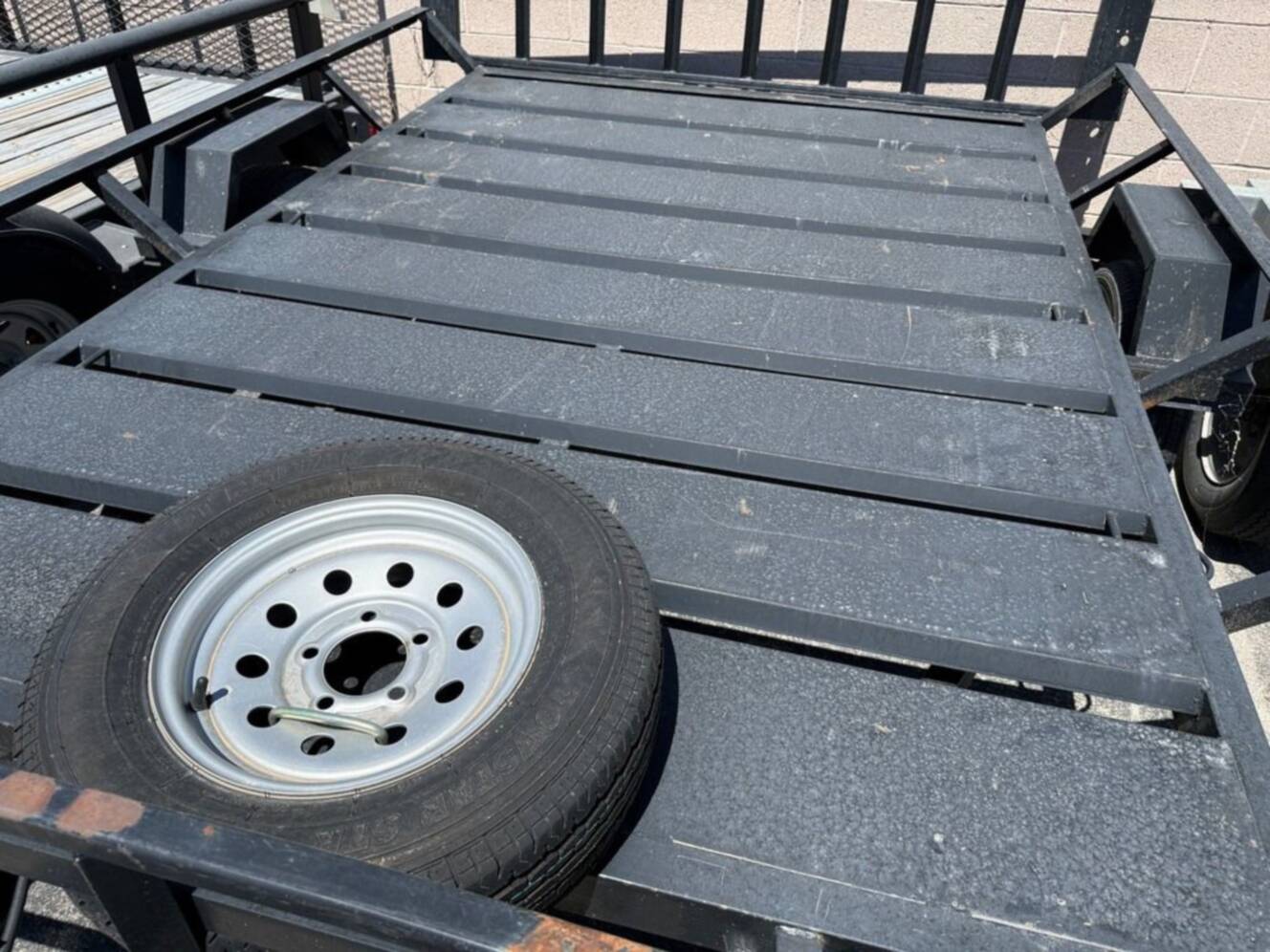 A photo of this 2021 Echo Trailers Elite EE-9-13