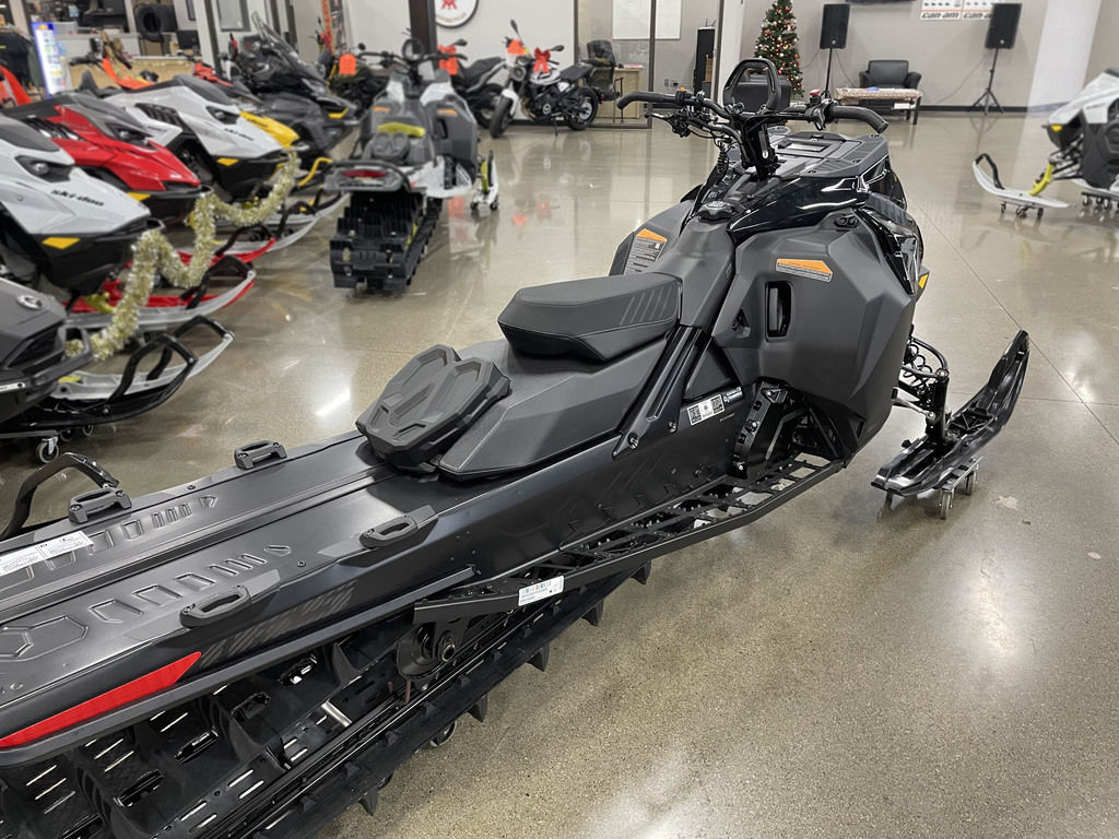 2025 Ski-Doo Summit Adrenaline with Edge Package 850 E-TEC 165 in roseville CA