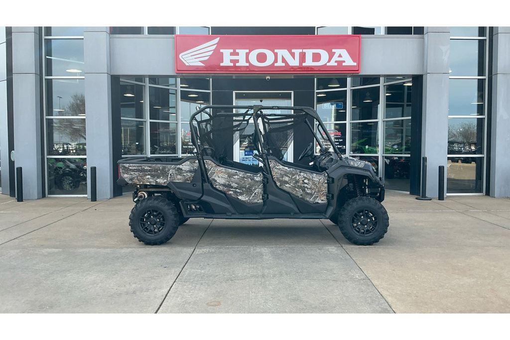 2025 Honda Pioneer 1000-6 Deluxe Crew in shawnee OK