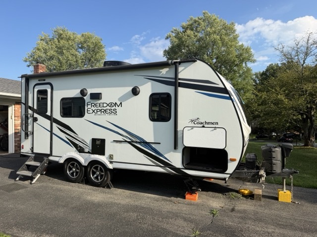 2022 Coachmen FREEDOM EXPRESS ULTRA LITE 192RBS in silver spring MD