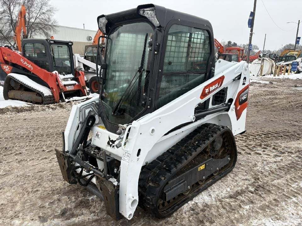 2024 BOBCAT T450 in Anoka, MN