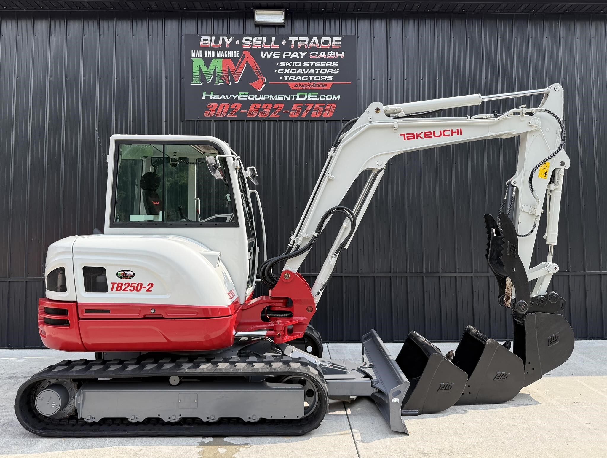 2021 TAKEUCHI TB250-2 in Dover, DE