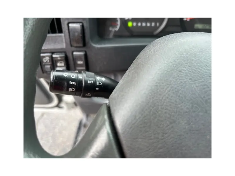 2014 ISUZU NPR HD