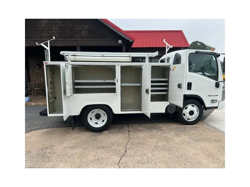 2014 ISUZU NPR HD