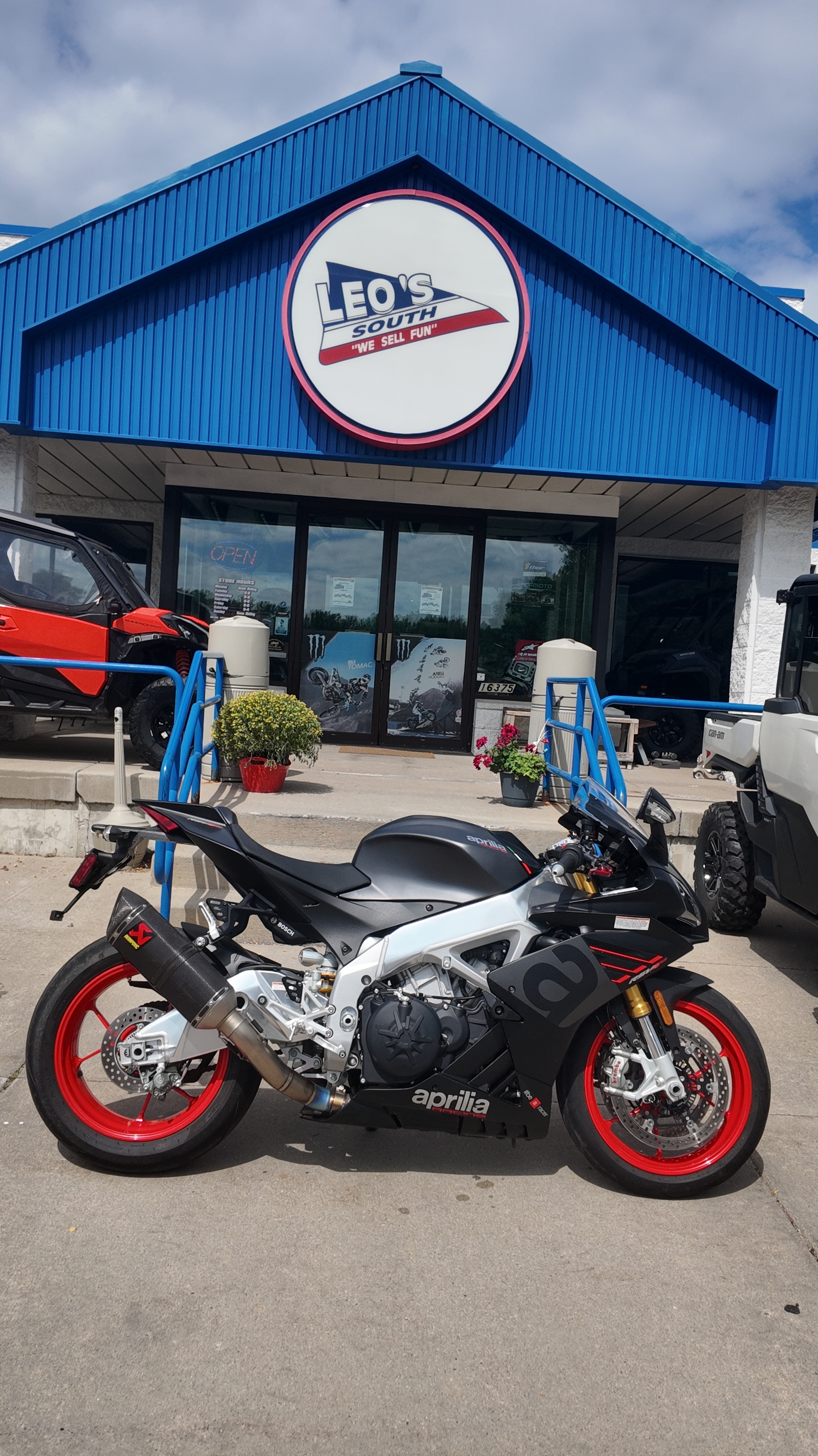 2020 Aprilia RSV4 RR RR in Lakeville, MN