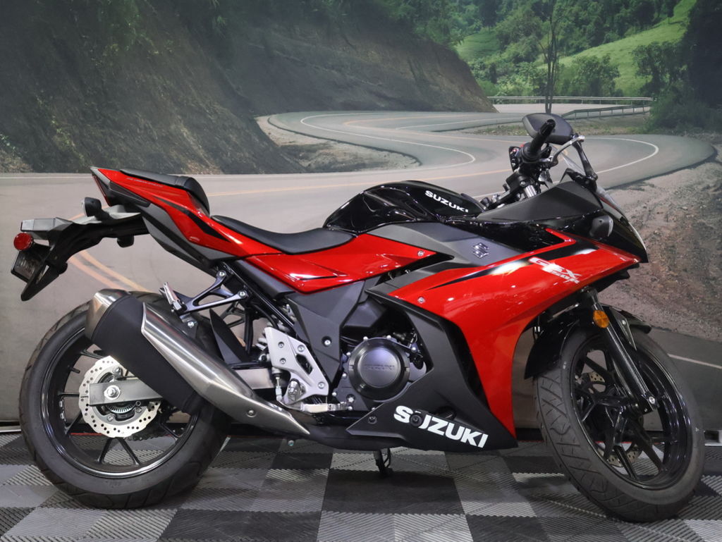 2025 Suzuki GSX250R ABS 250R in Chatsworth, CA
