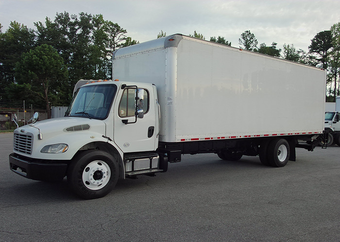 2019 FREIGHTLINER BUSINESS CLASS M2 106 in Charlotte, NC
