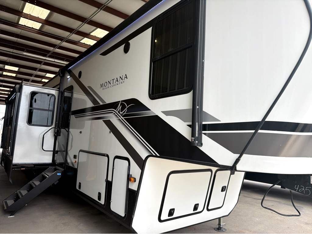 2025 Keystone Montana High Country 381TB in calera AL