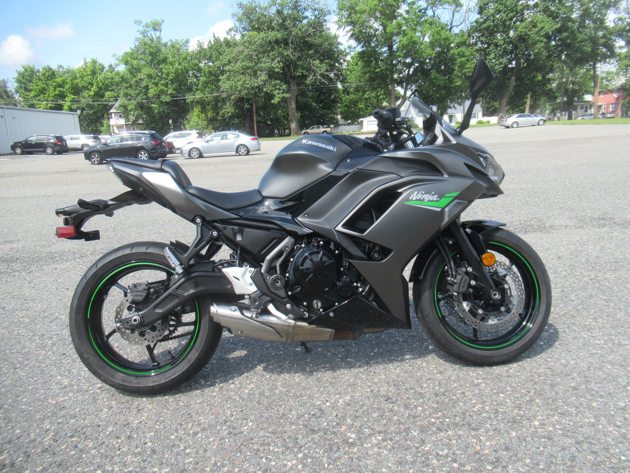 2024 Kawasaki Ninja 650 BASE in Springfield, MA