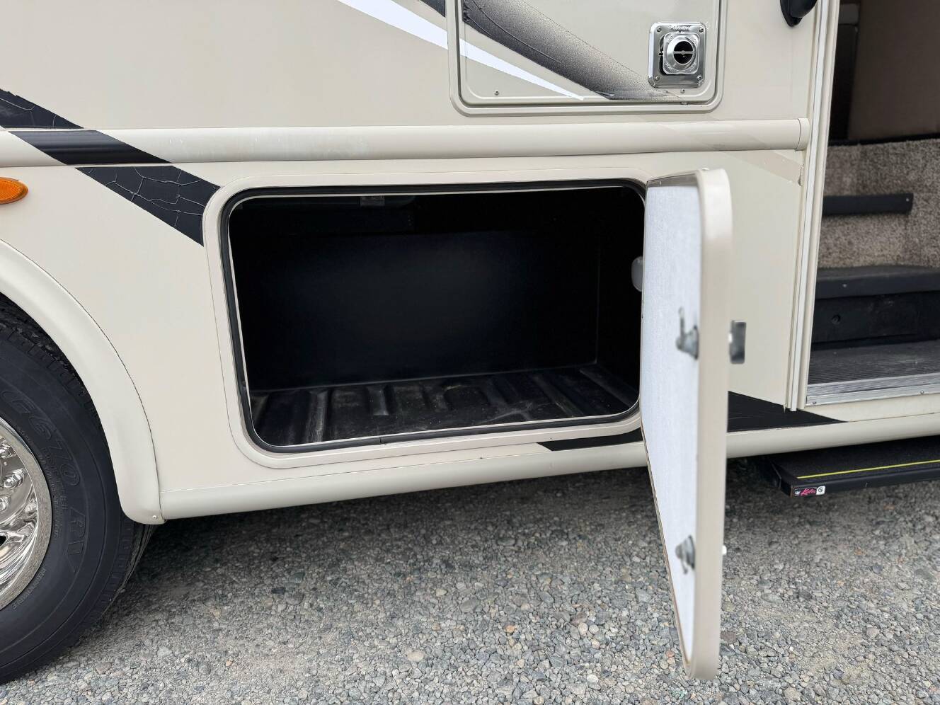 A photo of this 2019 Thor Motor Coach Freedom Traveler