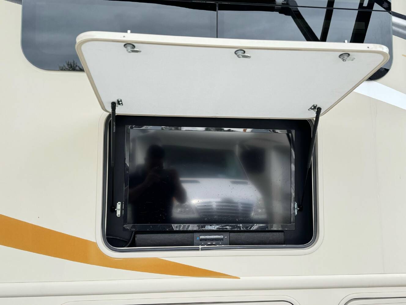 A photo of this 2019 Thor Motor Coach Freedom Traveler