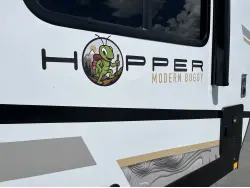 2027 MODERN BUGGY HOPPER HOP1