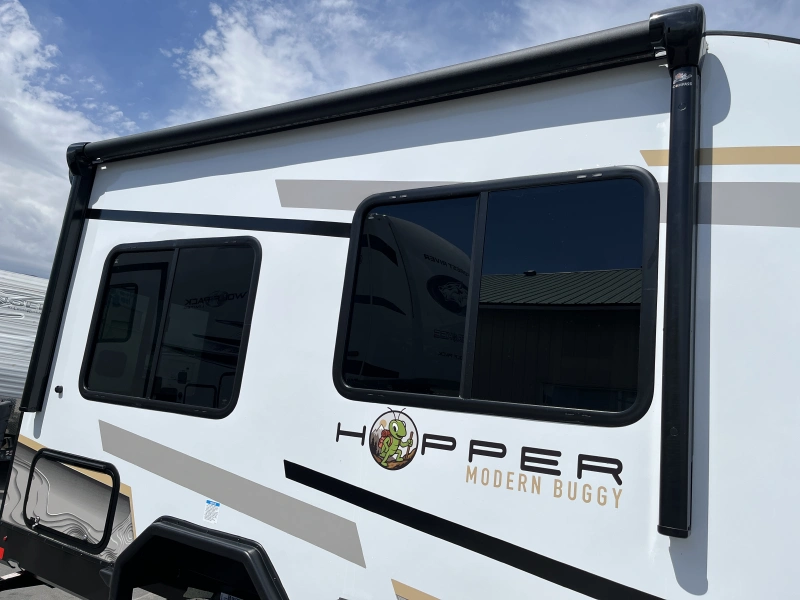 2027 MODERN BUGGY HOPPER HOP1