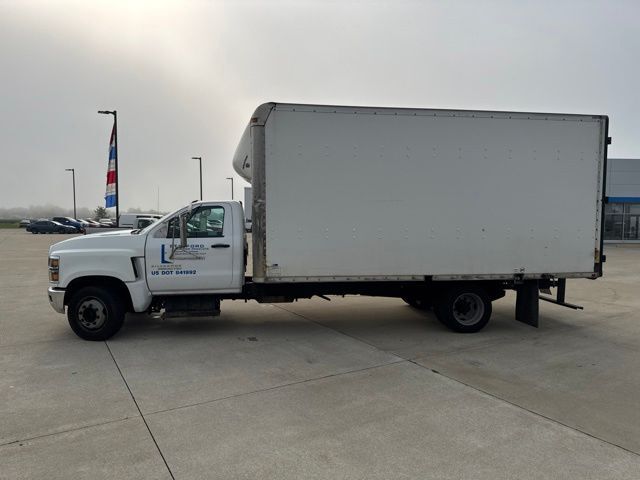 2020 CHEVROLET Silverado 6500HD Box Truck in Paulding, OH