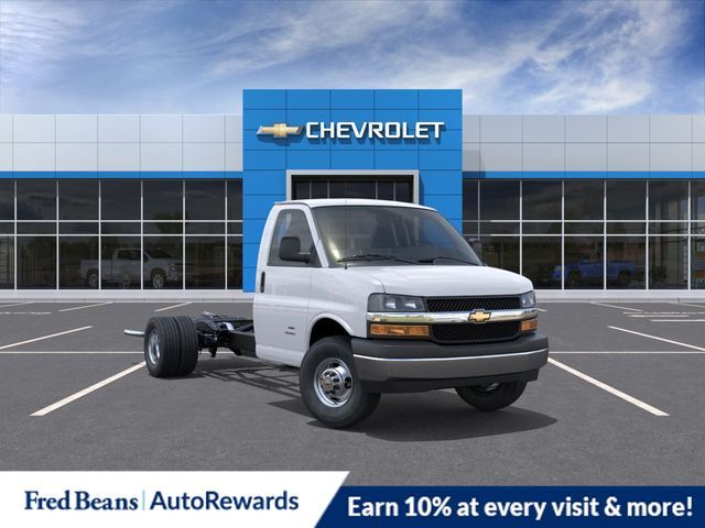 2026 CHEVROLET Express Cutaway in Doylestown, PA
