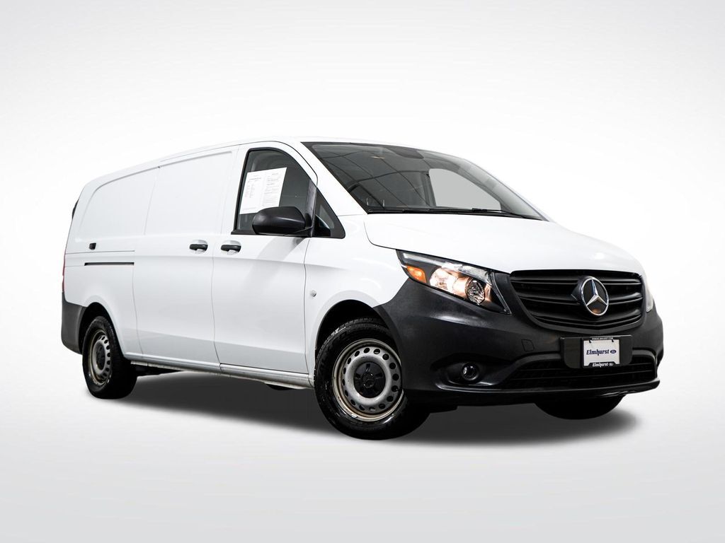2023 MERCEDES-BENZ METRIS in Bensenville, IL