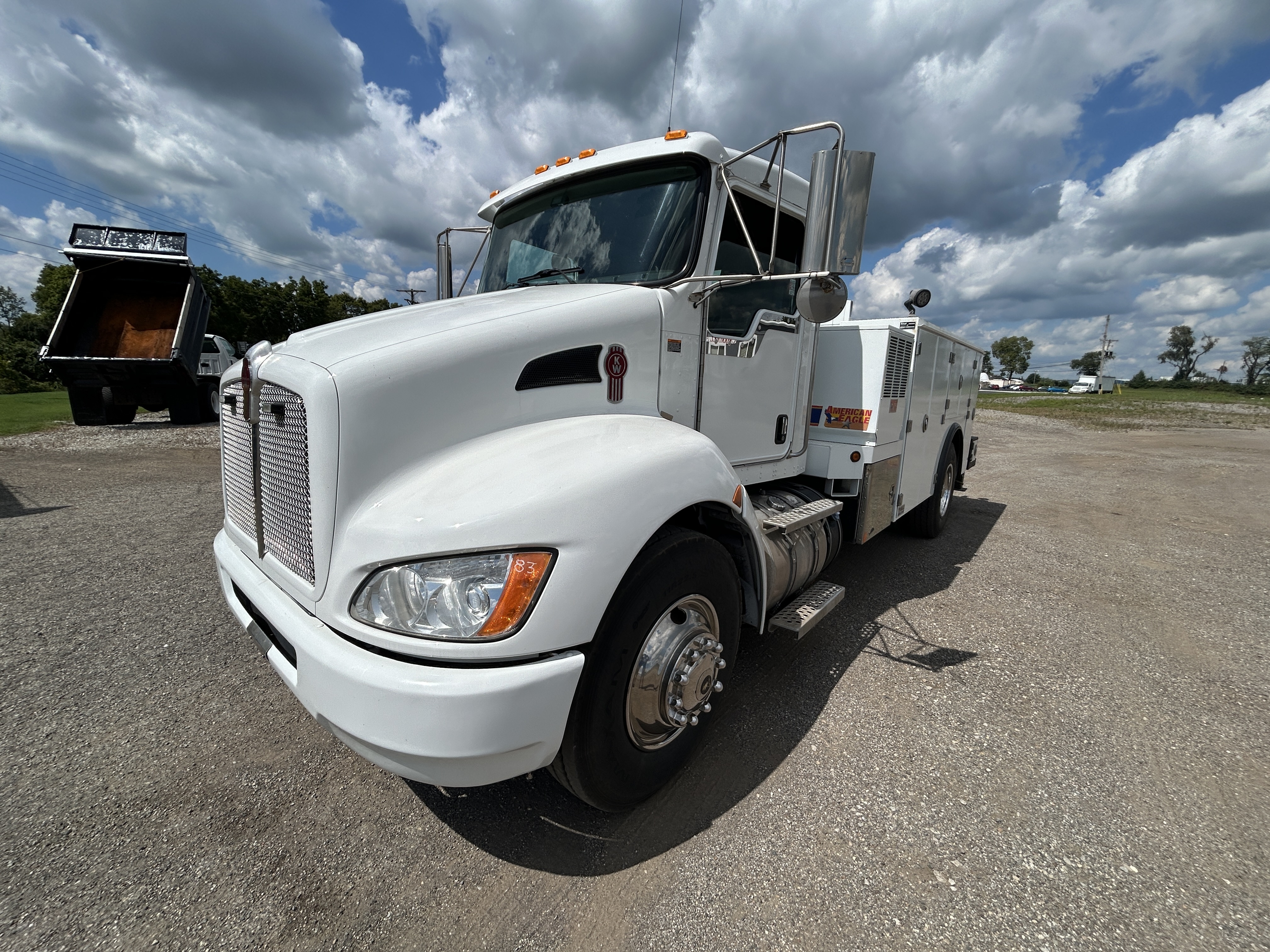 2019 KENWORTH T370 in Lancaster, OH