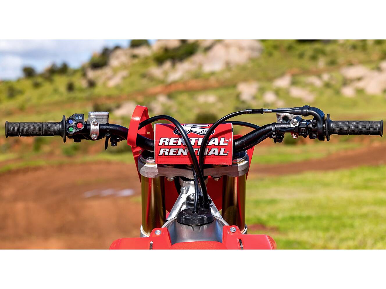 A photo of this 2026 Honda CRF450R