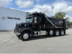 2027 VOLVO VHD