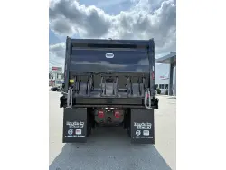 2027 VOLVO VHD
